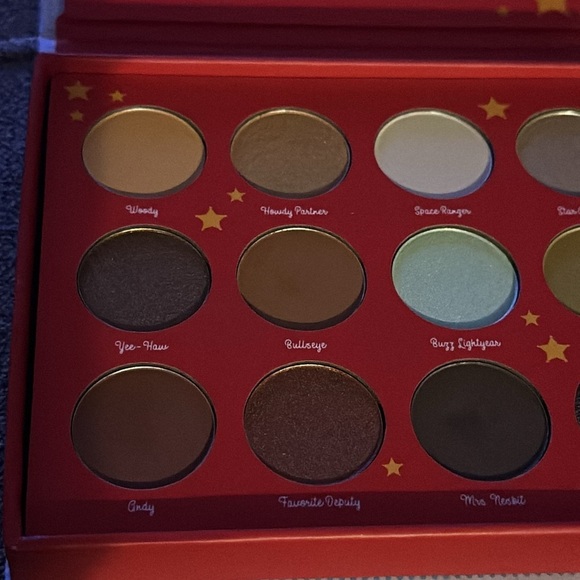 Ulta x Pixar - Toy Story Shadow Palette - Picture 4 of 6